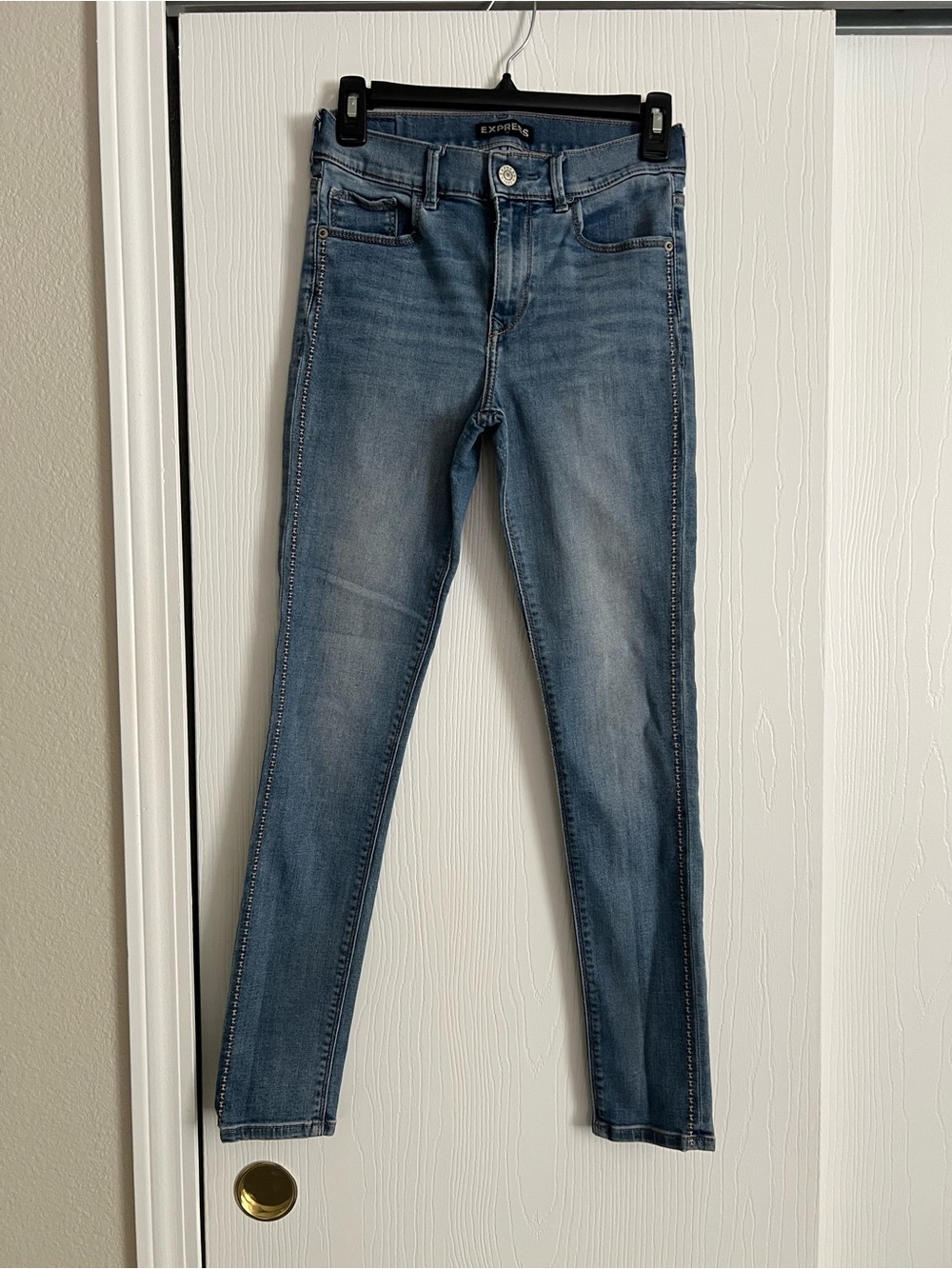 Express Women's Light Blue Skinny Jeans